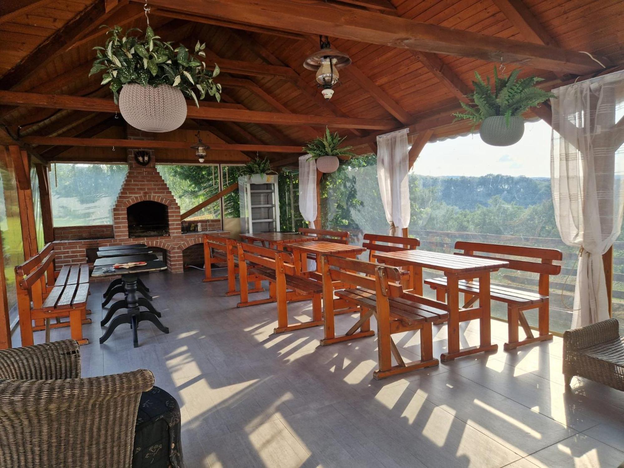 Pensiunea Turistica Retreat Belvedere Vadu Crisului Dış mekan fotoğraf